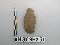 藏品(兩縊型石網墜)的圖片